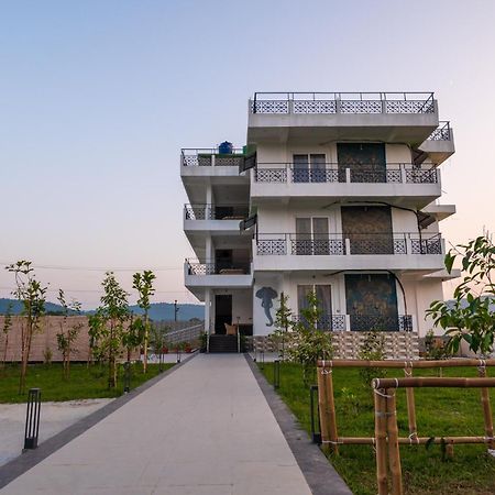 The Kaziranga Address Hotel Екстериор снимка