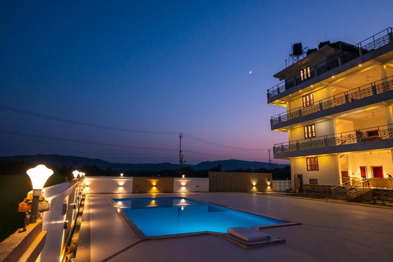 The Kaziranga Address Hotel Екстериор снимка