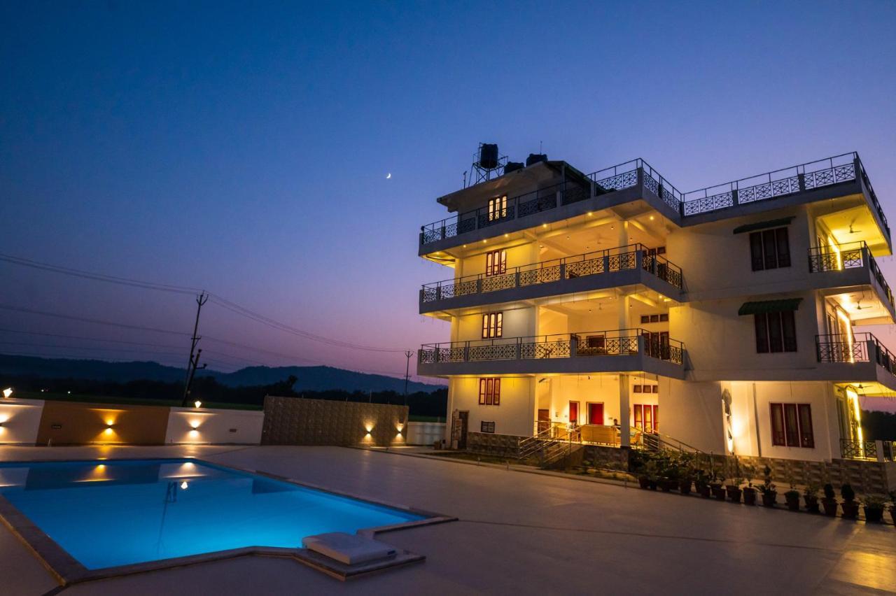 The Kaziranga Address Hotel Екстериор снимка