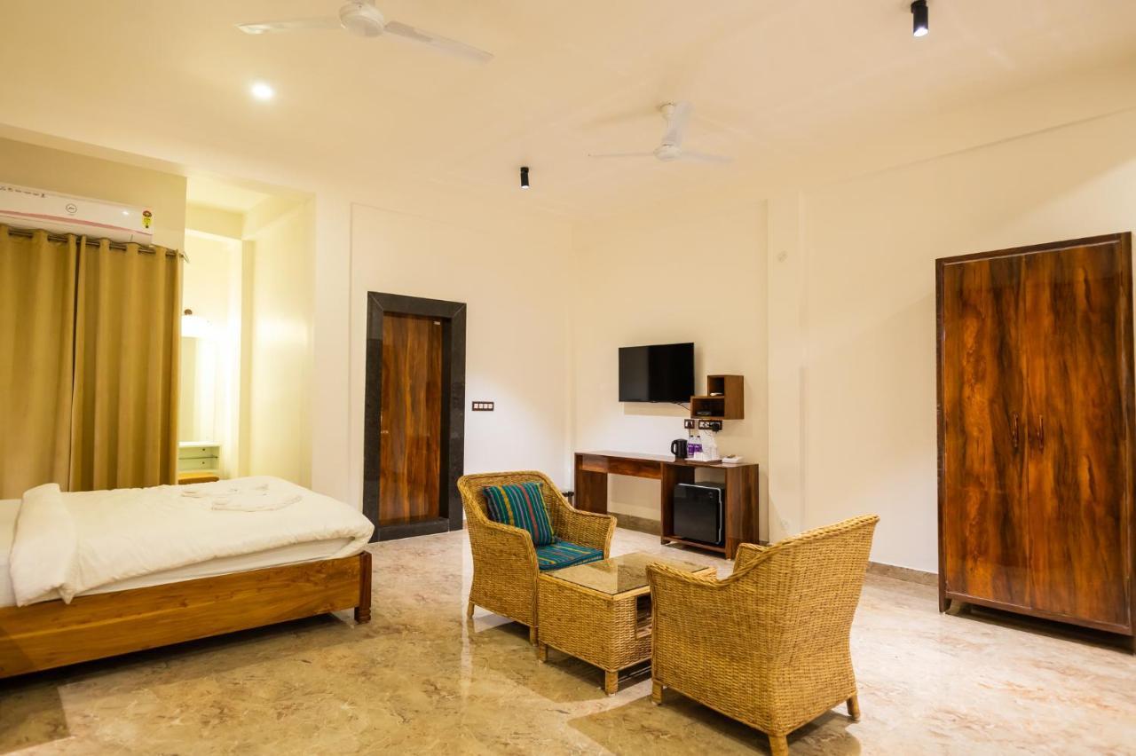 The Kaziranga Address Hotel Екстериор снимка