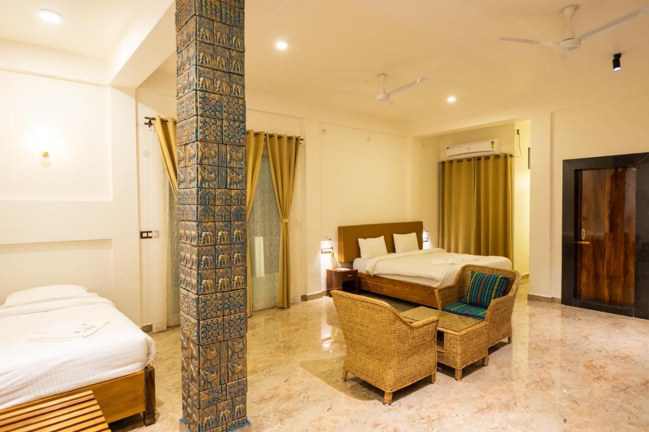 The Kaziranga Address Hotel Екстериор снимка