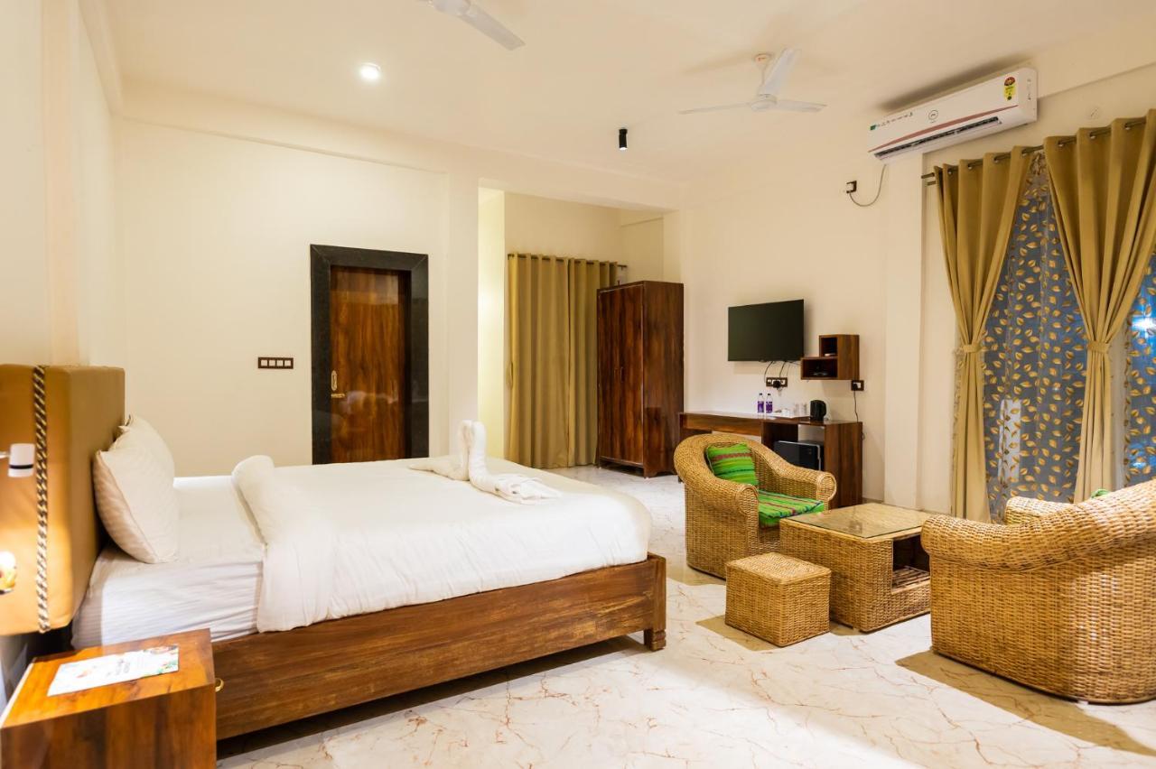 The Kaziranga Address Hotel Екстериор снимка
