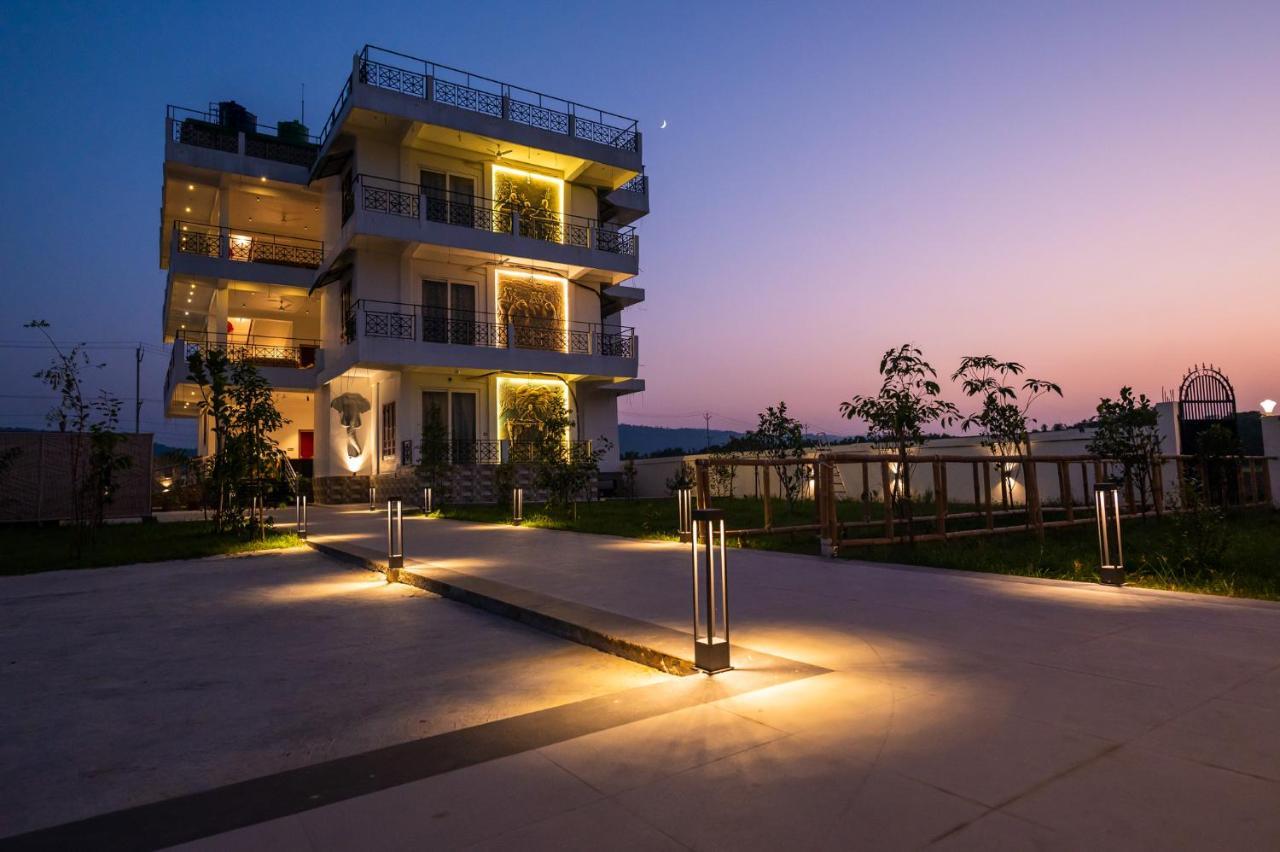 The Kaziranga Address Hotel Екстериор снимка