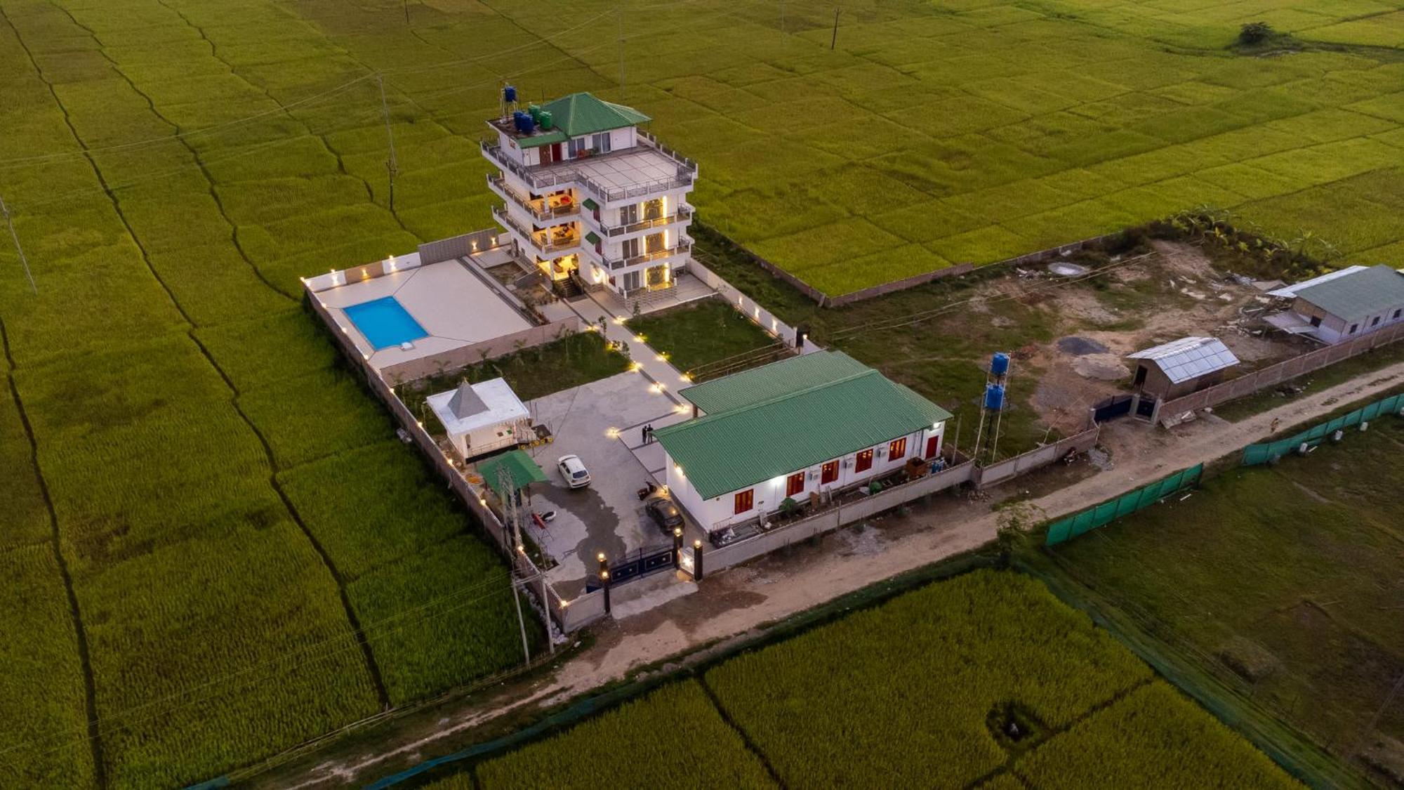 The Kaziranga Address Hotel Екстериор снимка